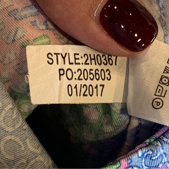 Vineyard Vines 143rd Kentucky Derby Short Size 0 - Picture 9 of 11